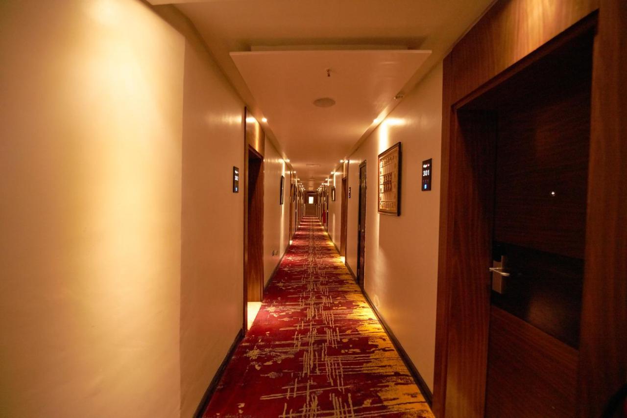 The Lilygate ラゴス エクステリア 写真